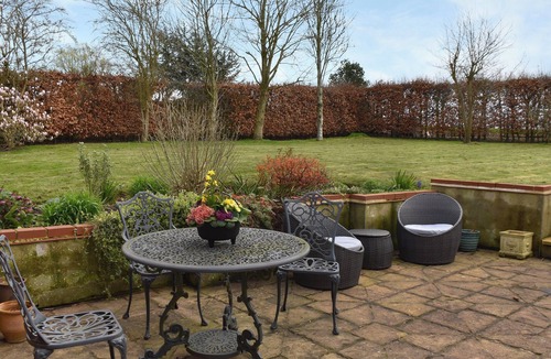 Moulton St Mary Cottage | 2 bedroom accommodation in Moulton St Mary, near Brundall