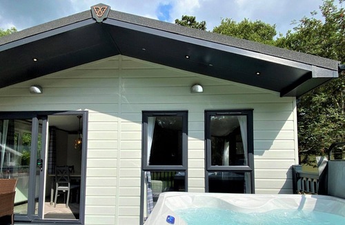 Saltash House | 2 bedroom accommodation in Notter Bridge, Saltash