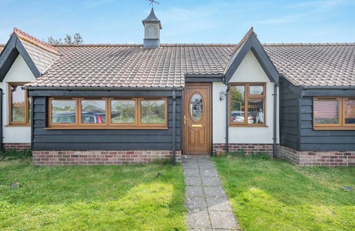 Brightlingsea Cottage | 2 bedroom accommodation in St Osyth