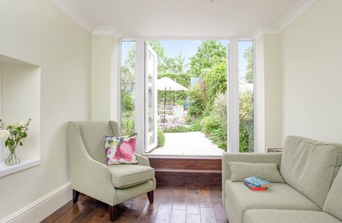 Babbacombe Cottage | 2 bedroom accommodation in Babbacombe, near Torquay