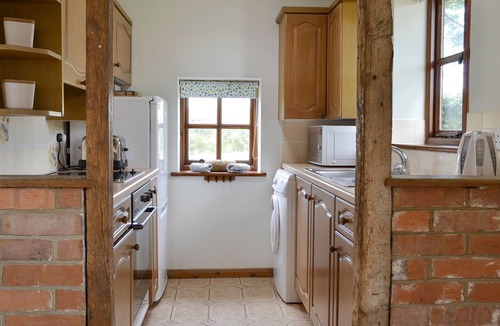 Wadhurst Cottage | 2 bedroom accommodation in Wadhurst, near Tunbridge Wells