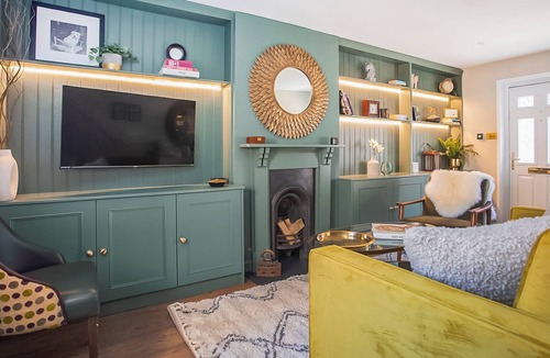 Warwick Cottage | 2 bedroom accommodation in Warwick