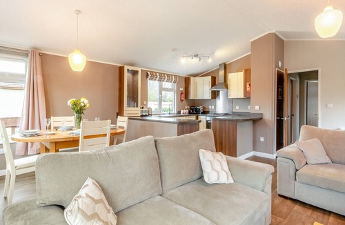 Wisbech House | 2 bedroom accommodation in Three Holes, Nr Downham Market