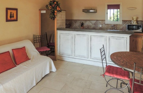 Sablet House | 2 bedroom accommodation in Sablet