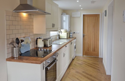 Bangor Cottage | 2 bedroom accommodation in Llanllechid, near Bangor
