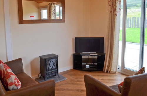 Bangor Cottage | 2 bedroom accommodation in Llanllechid, near Bangor