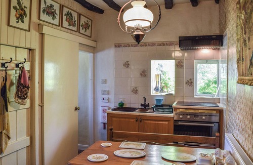 Ardens Grafton Cottage | 2 bedroom accommodation in Barton