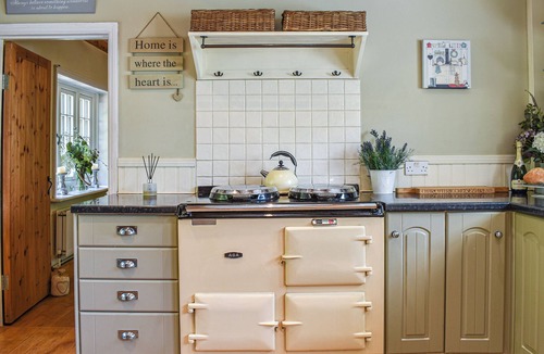 Burley Cottage | 2 bedroom accommodation in Burley