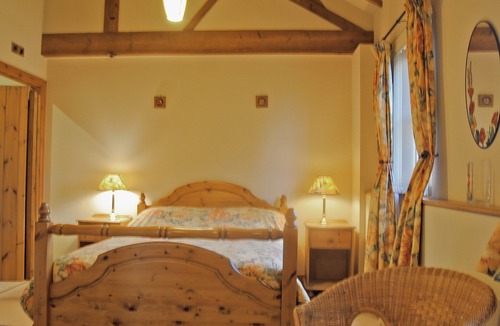 Caersws Cottage | 2 bedroom accommodation in Trefeglwys, near Caersws