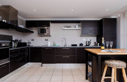 Cowes Apartment | 2 bedroom accommodation in Cowes