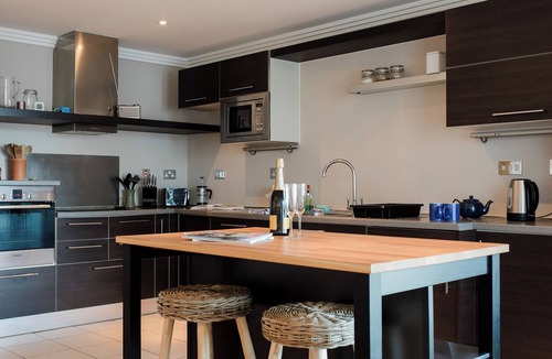 Cowes Apartment | 2 bedroom accommodation in Cowes