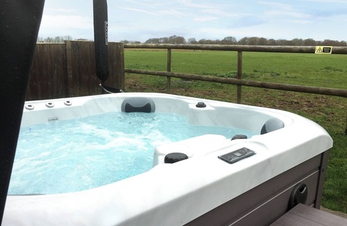 Denton Cottage | 2 bedroom accommodation in Alkham, near Dover