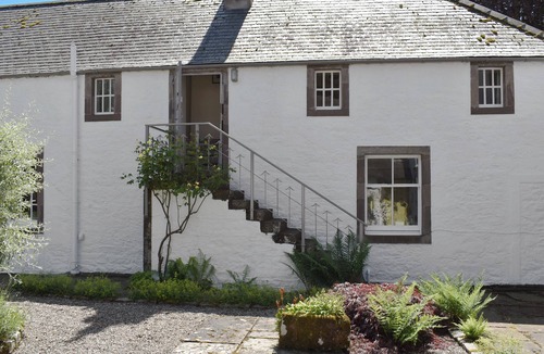Forfar Cottage | 2 bedroom accommodation in Pitscandly, near Forfar