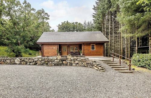 Killin Cottage | 2 bedroom accommodation in Killin, near Crianlarich