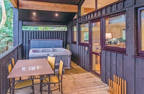 Millom Ski Chalet | 2 bedroom accommodation in Millom