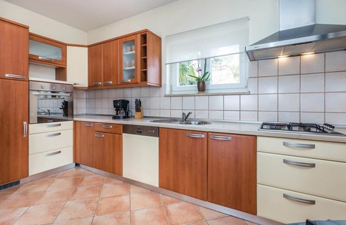 Pobri Apartment | 2 bedroom accommodation in Matulji