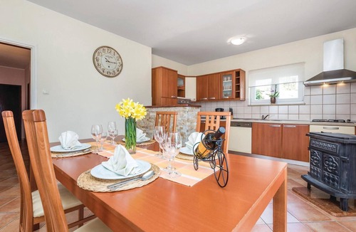 Pobri Apartment | 2 bedroom accommodation in Matulji