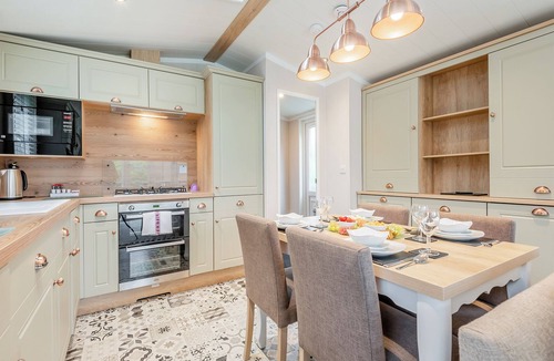 Bala Ski Chalet | 2 bedroom accommodation in Bala,