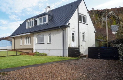 Cullipool Cottage | 2 bedroom accommodation in Ellenabeich, near Oban
