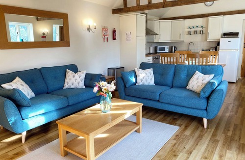 Occold Cottage | 2 bedroom accommodation in Occold, near Eye