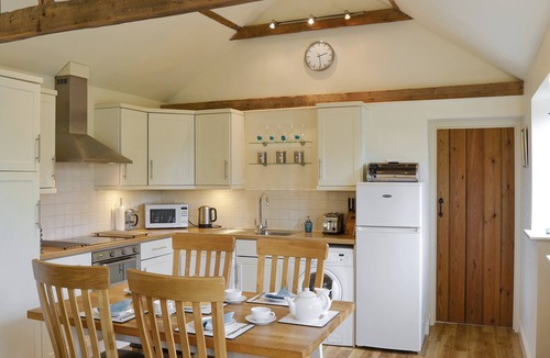 Occold Cottage | 2 bedroom accommodation in Occold, near Eye