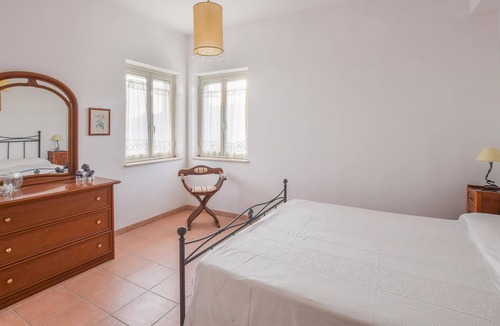 Camini Apartment | 2 bedroom accommodation in CAMINI