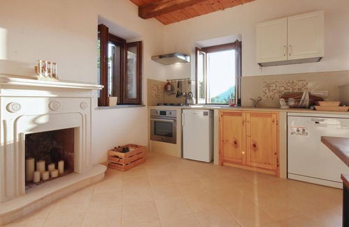 Maratea House | 2 bedroom accommodation in Maratea
