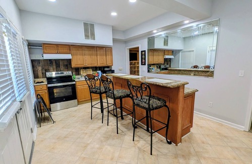 Grayson Apartment | 2-bedroom apartment, a safe/quiet neighborhood in Grayson with AC & fitness room