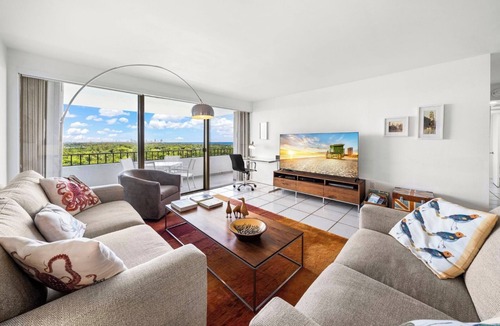 Key Biscayne Apartment | 2-bedroom apt w/stunning views in Key Biscayne, featuring private beach access.