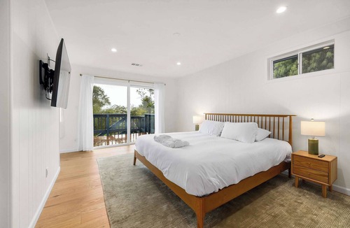 Aptos House | 2 Bedroom Aptos Home With Ocean View!