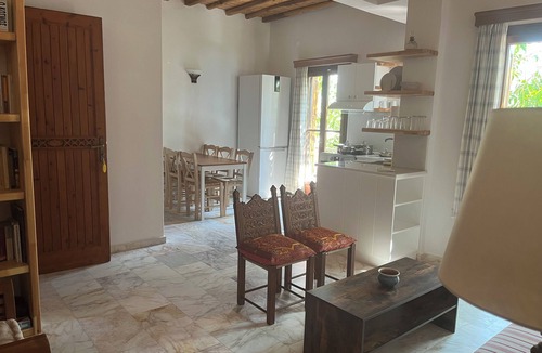 Skiros Apartment | 2-Bedroom Beachfront Paradise: Luxury Family Apartment in Magazia Beach Skyros