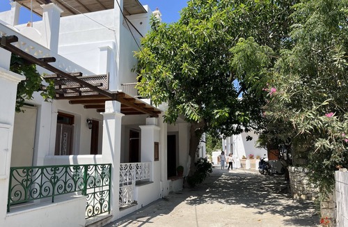 Skiros Apartment | 2-Bedroom Beachfront Paradise: Luxury Family Apartment in Magazia Beach Skyros
