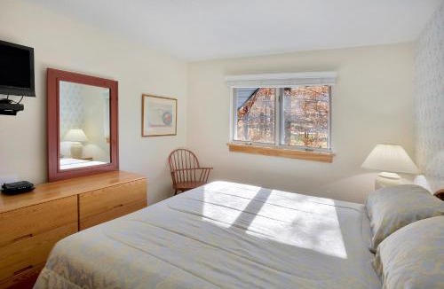 Killington House | 2-bedroom condo with pool and hot tub Woods Resort 26