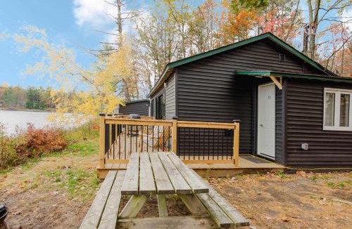 Gravenhurst House | 2-Bedroom Cottage #11 - Red Pine