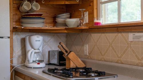 Gravenhurst House | 2-Bedroom Cottage #4 - Monterey Pine
