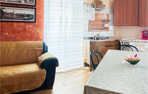 Monteodorisio Apartment | 2 Bedroom Cozy Apartment In Monteodorisio