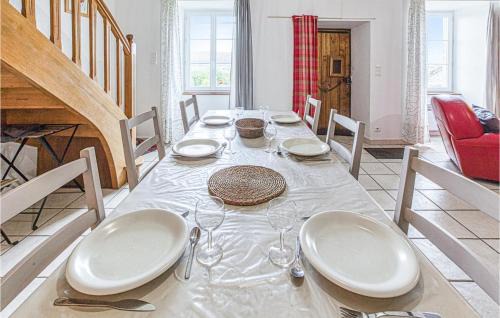Pierrefiche House | 2 Bedroom Cozy Home In Pierrefiche