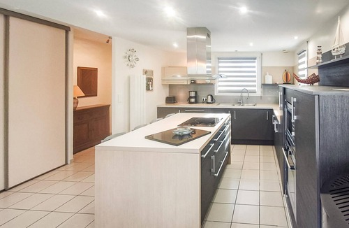 Etables-sur-Mer House | 2 bedroom awesome home in Binic-Etables-sur-Mer