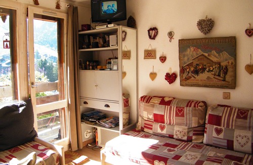 Valmorel Apartment | 2 bedroom apartment rental in Valmorel - ski-in / ski-out 1 bedroom