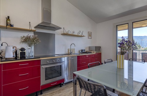 Menthon-Saint-Bernard Apartment | 2-Bedroom Duplex Apartment in Menthon-Saint-Bernard
