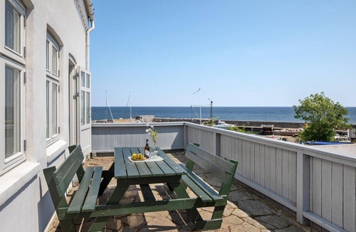 Sandvig Apartment | 2 bedroom gorgeous apartment in Allinge