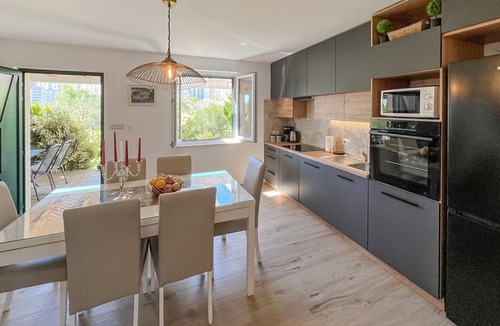 Vranjic House | 2 bedroom gorgeous home in Split