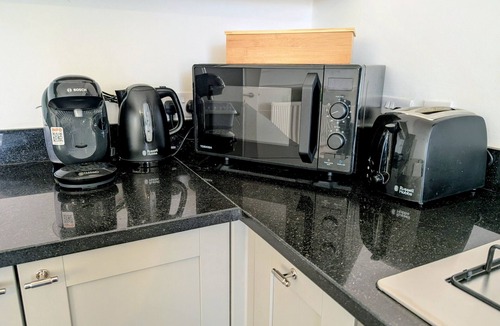 Catford Apartment | 2 Bedroom House with Garden and Free Parking