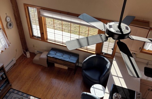 Plymouth House | 2-bedroom house in amazing Plymouth with cool AC breeze and private beach