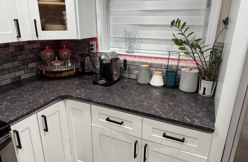 Fieldsboro House | 2 bedroom house in charming Fieldsboro with WiFi, AC, fitness room