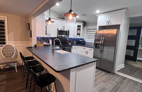 Fieldsboro House | 2 bedroom house in charming Fieldsboro with WiFi, AC, fitness room