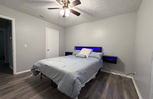 Antioch Bed & Breakfast | 2-bedroom house in lovely Nashville with AC