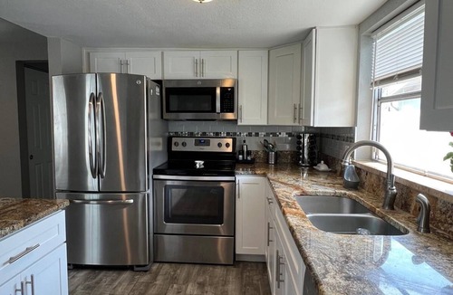 Regency Park House | 2-bedroom house in peaceful Port Richey with cool AC