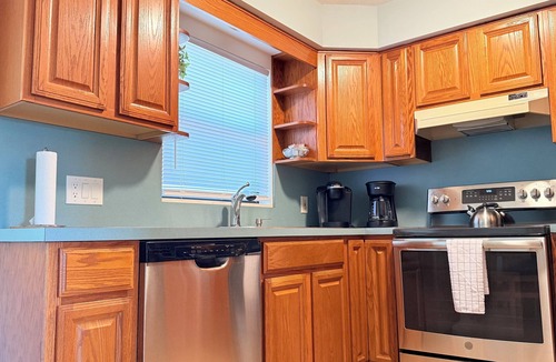 Michigan Beach House | 2-bedroom house in Satellite Beach I 4 Min Walk from the Beach