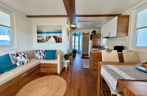 Piran Boat Rental | 2 Bedroom Houseboat with sea-view, sundeck & jacuzzi
